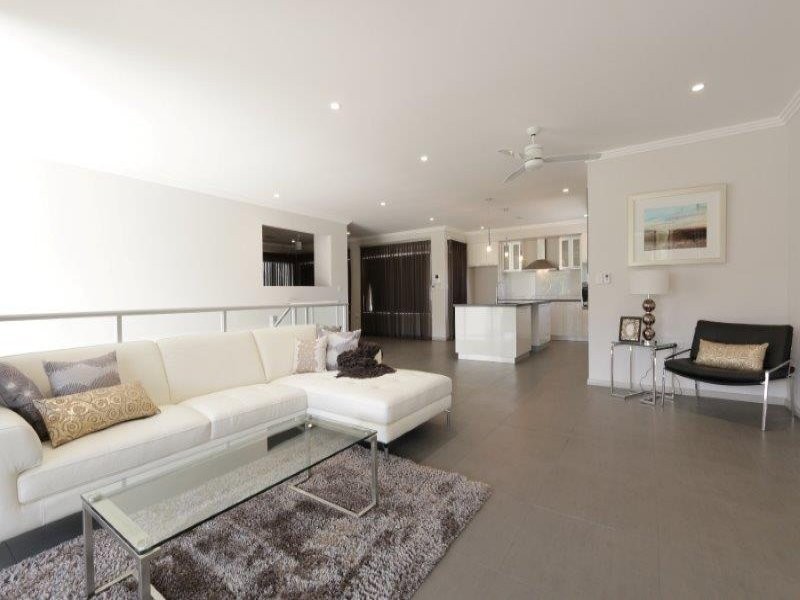 118A Mary Street, Como WA 6152