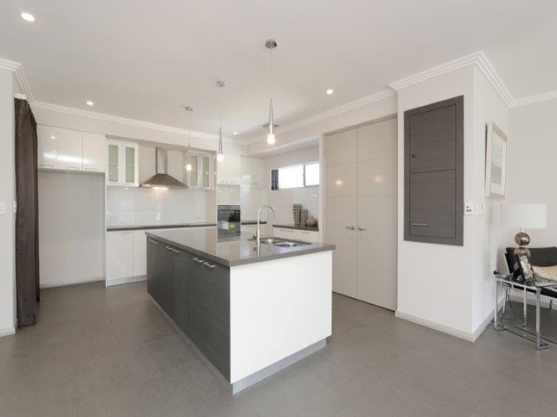 118A Mary Street, Como WA 6152