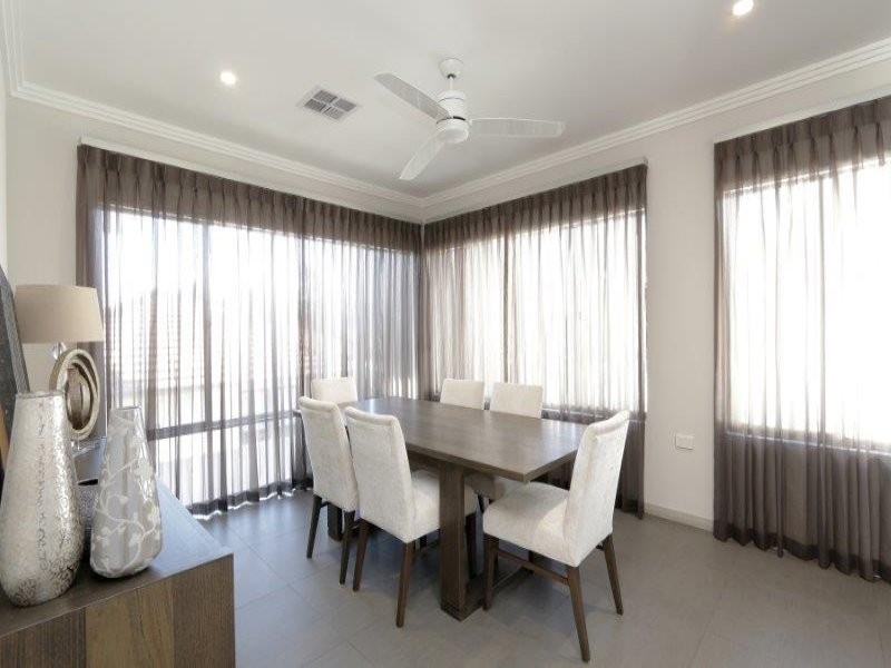 118A Mary Street, Como WA 6152