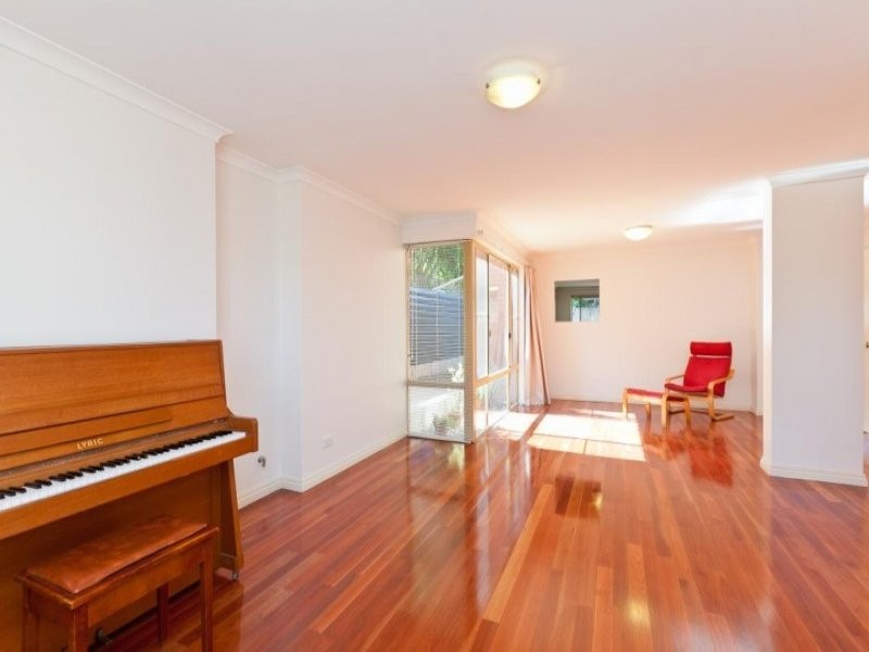 11 Gordon Street, Nedlands WA 6009