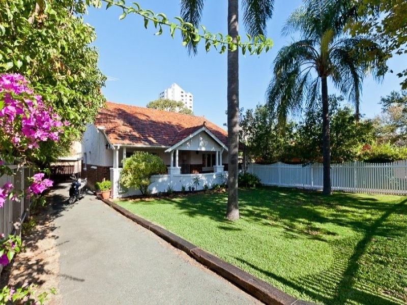 78 Bay View Terrace, Claremont WA 6010