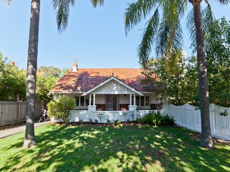 78 Bay View Terrace, Claremont WA 6010