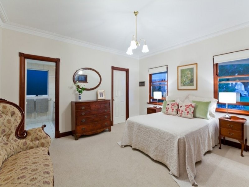 65 Viking Road, Dalkeith WA 6009