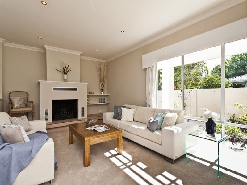 8 Viking Road, Dalkeith WA 6009