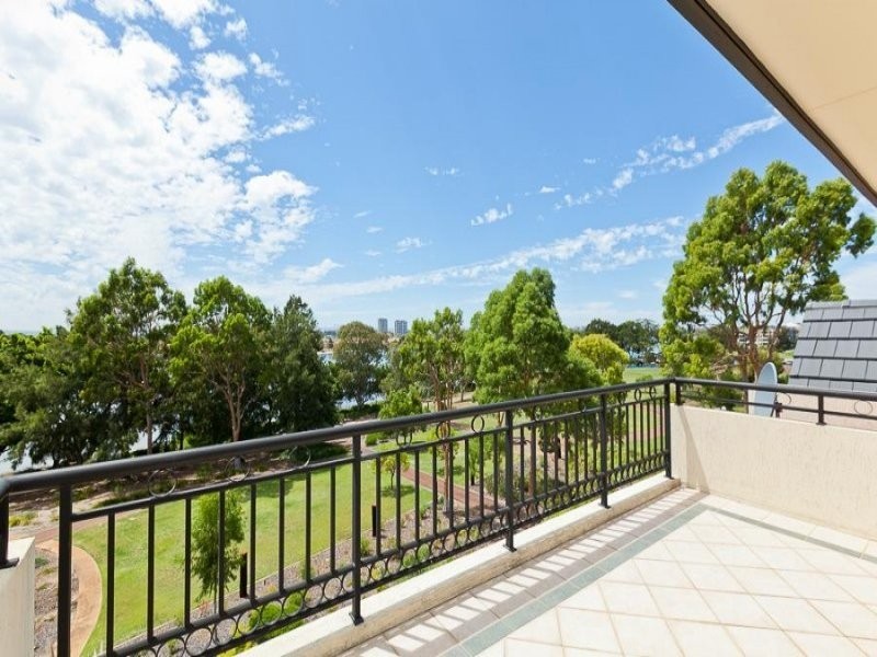 38 Jewell Lane, East Perth WA 6004