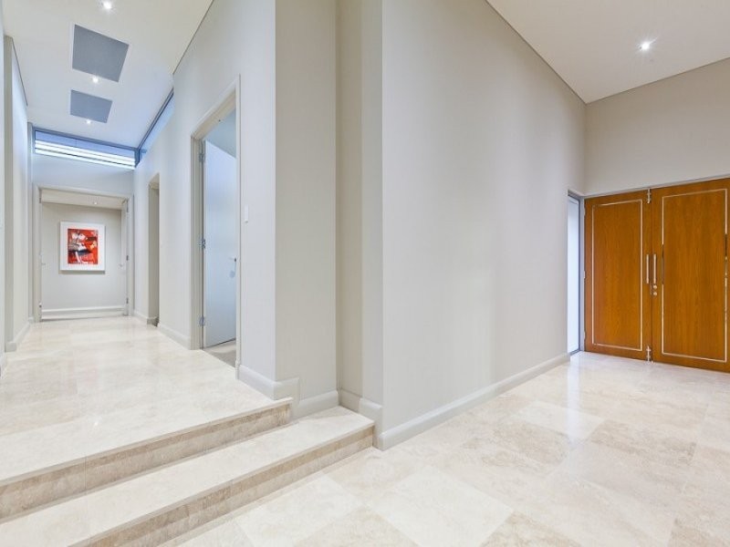 2 Norbury Crescent, City Beach WA 6015