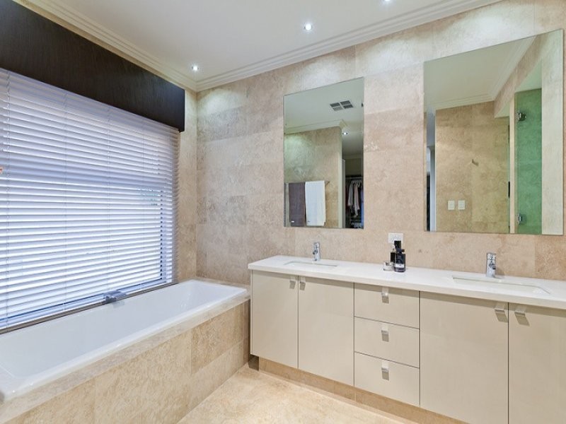 2 Norbury Crescent, City Beach WA 6015