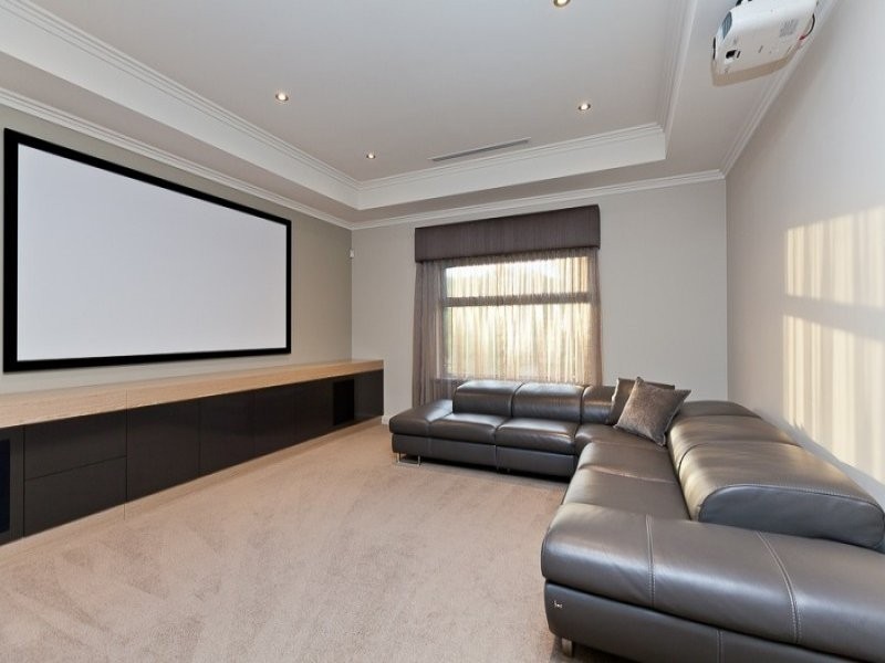 2 Norbury Crescent, City Beach WA 6015