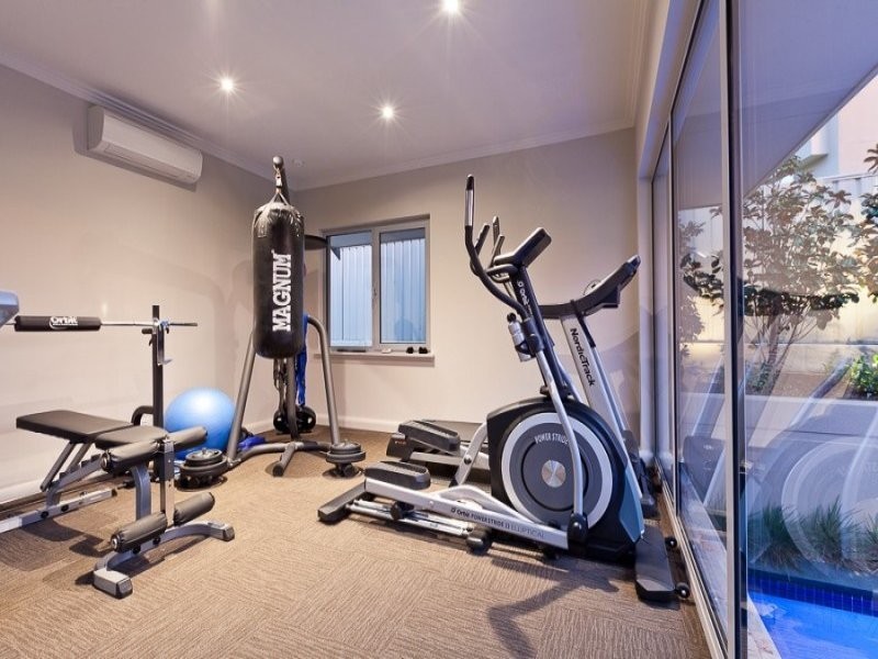 2 Norbury Crescent, City Beach WA 6015