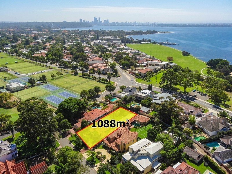 4 Hobbs Avenue, Dalkeith WA 6009