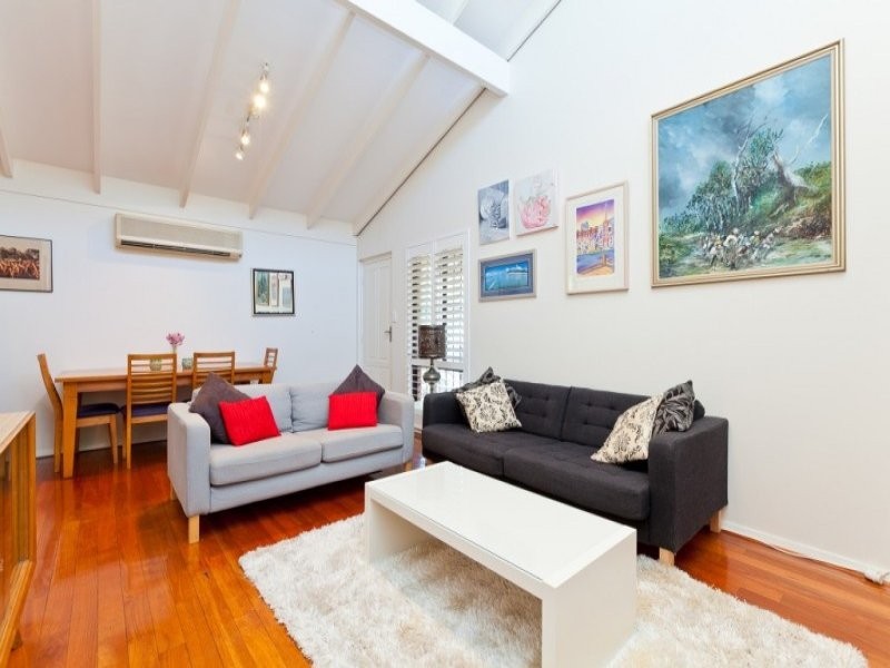 6/160 Broadway, Crawley WA 6009