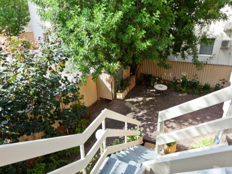 6/160 Broadway, Crawley WA 6009