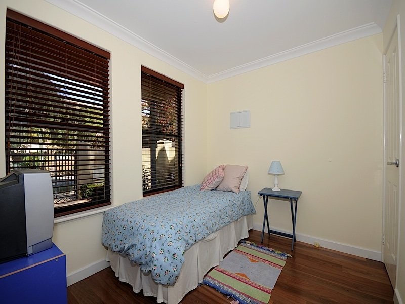 7/131 Fairway, Crawley WA 6009