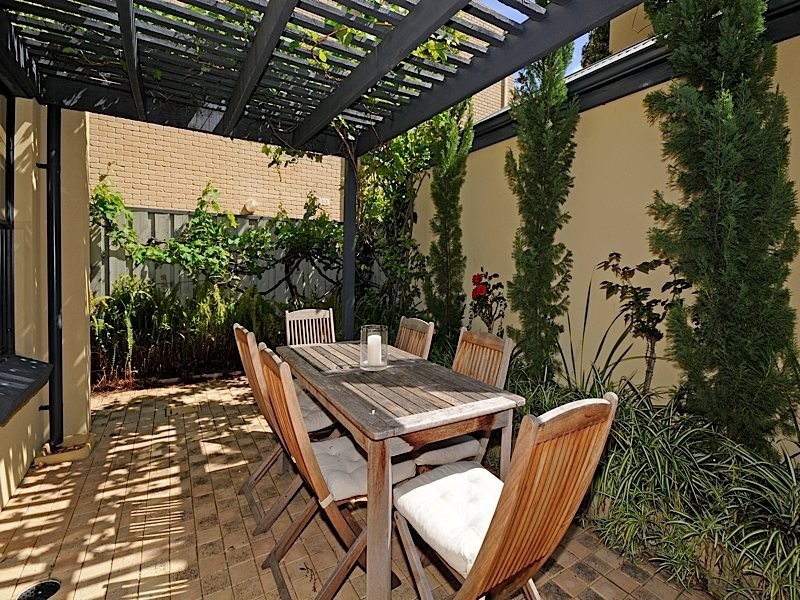 7/131 Fairway, Crawley WA 6009