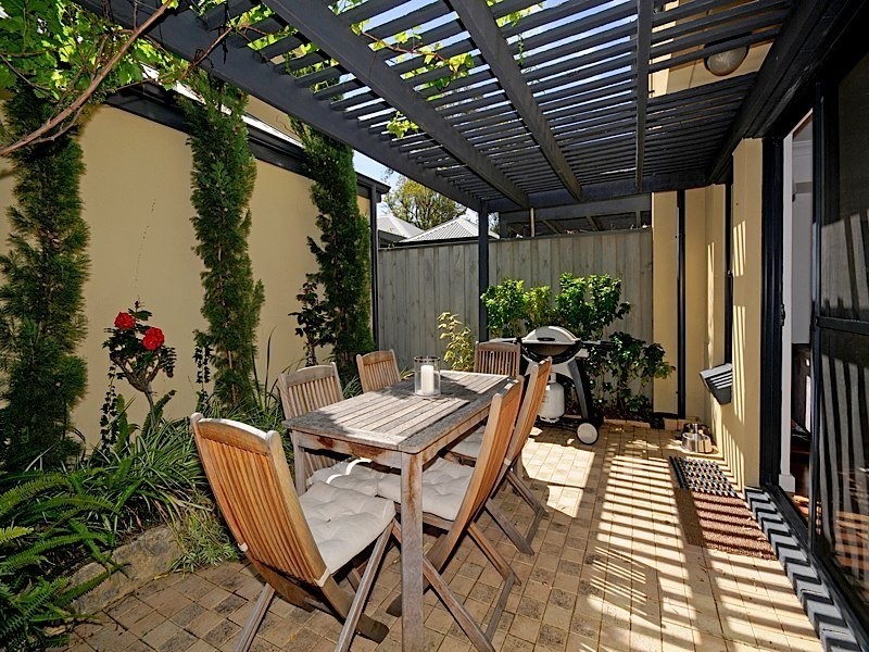 7/131 Fairway, Crawley WA 6009