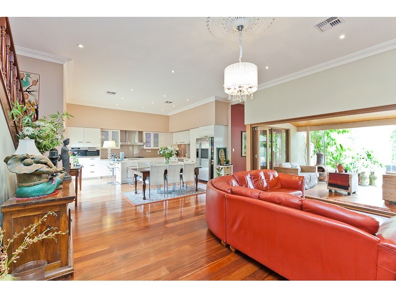 9 Marita Road, Nedlands WA 6009