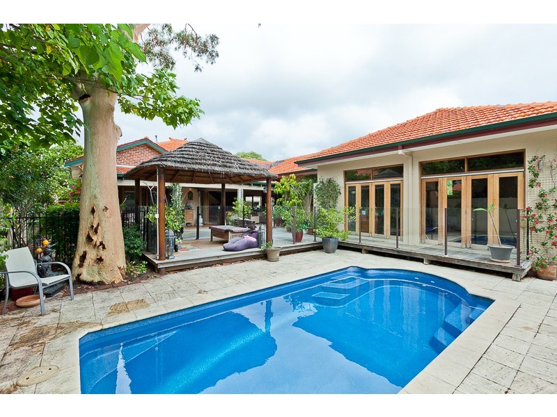 9 Marita Road, Nedlands WA 6009