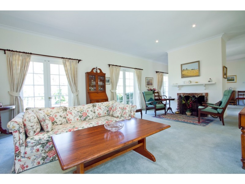 53 Browne Avenue, Dalkeith WA 6009