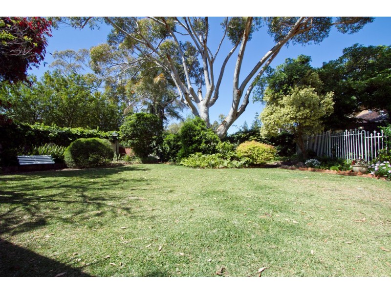 53 Browne Avenue, Dalkeith WA 6009