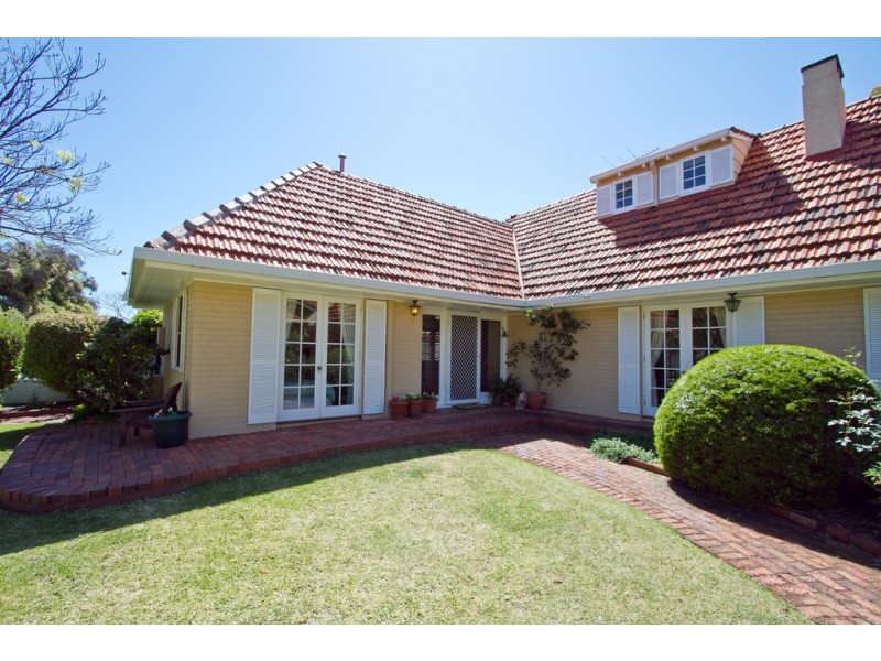 53 Browne Avenue, Dalkeith WA 6009