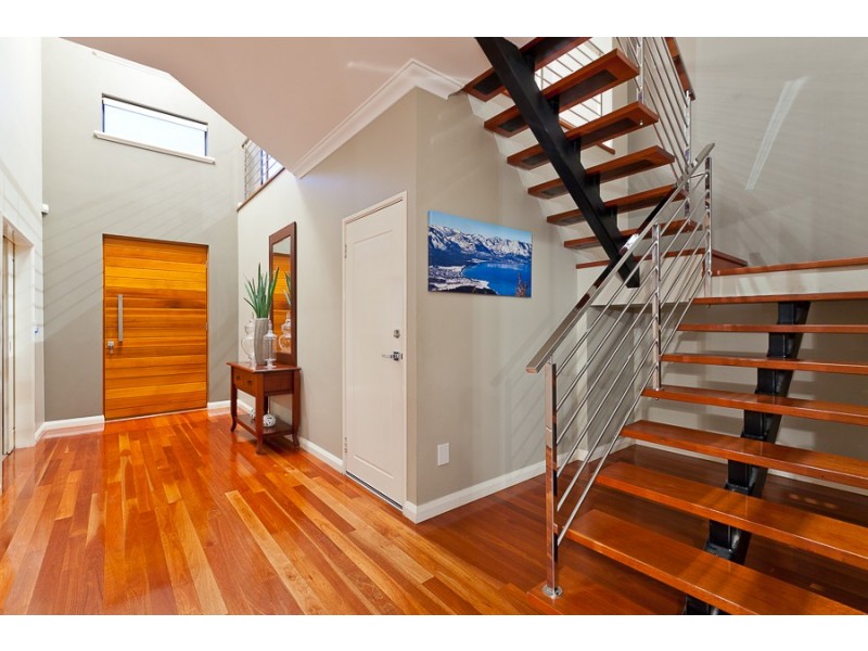 17 Pownall Gardens, Churchlands WA 6018