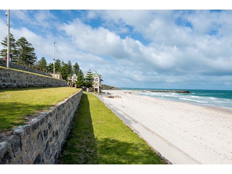 12 Edward Street, Cottesloe WA 6011