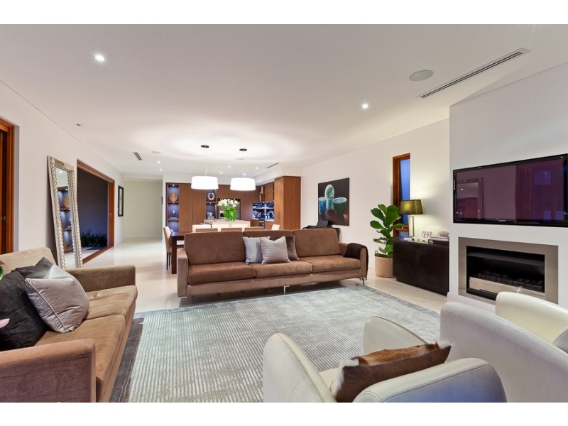 17 Kildare Road, Floreat WA 6014