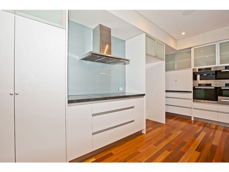 36 Hobbs Avenue, Dalkeith WA 6009