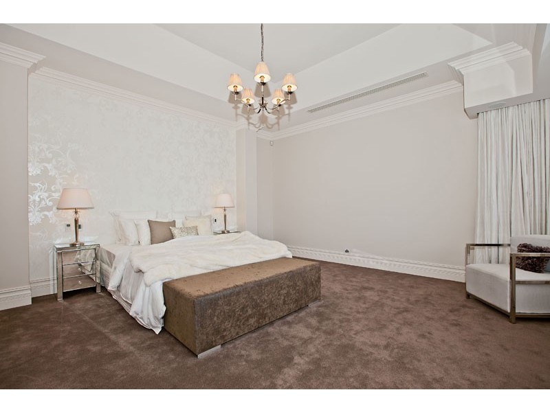 36 Hobbs Avenue, Dalkeith WA 6009