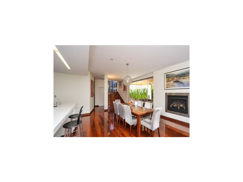 8 Dunbar Road, Claremont WA 6010