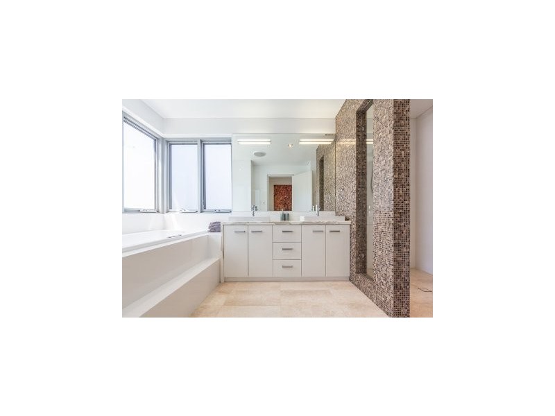 8 Dunbar Road, Claremont WA 6010