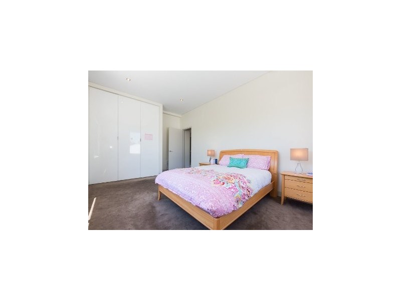 8 Dunbar Road, Claremont WA 6010