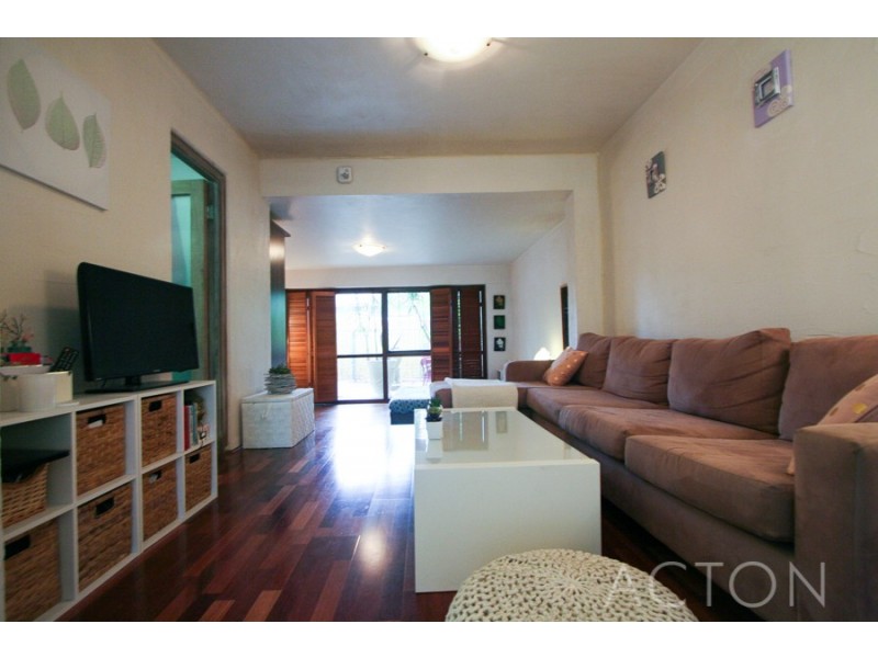 8/14 McNamara Way, Cottesloe WA 6011