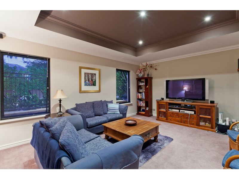 30 Vincent Street, Nedlands WA 6009