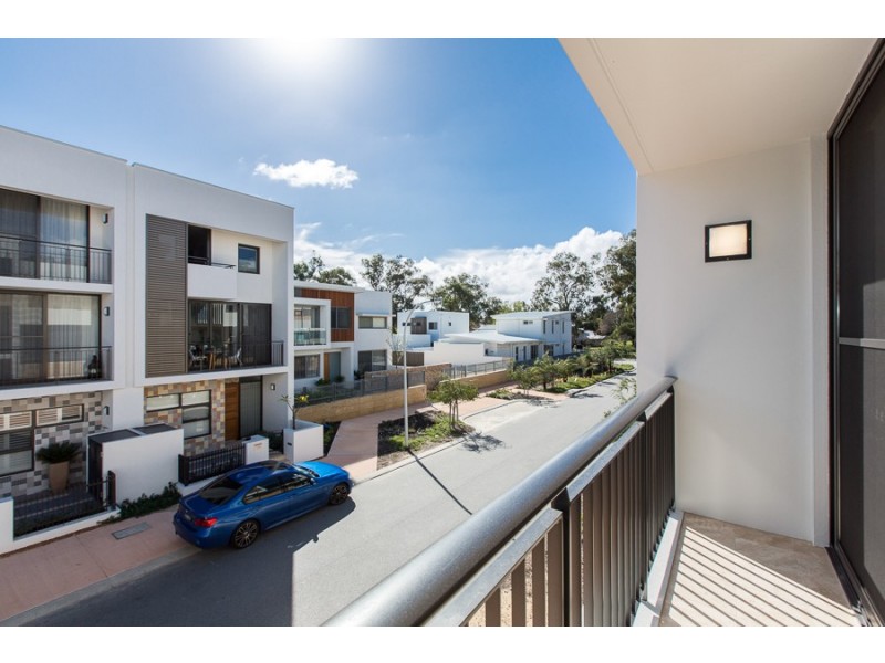 1/9 Athletes Parade, Floreat WA 6014