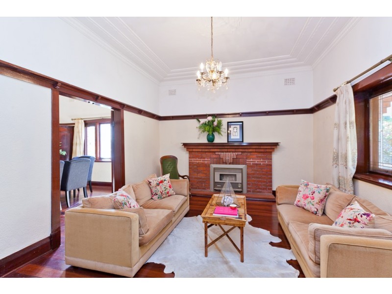 37 Louise Street, Nedlands WA 6009