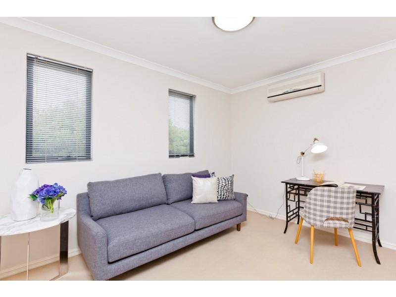 32 Lantana Avenue, Mount Claremont WA 6010