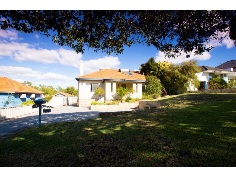 7 Whitfeld Street, Floreat WA 6014
