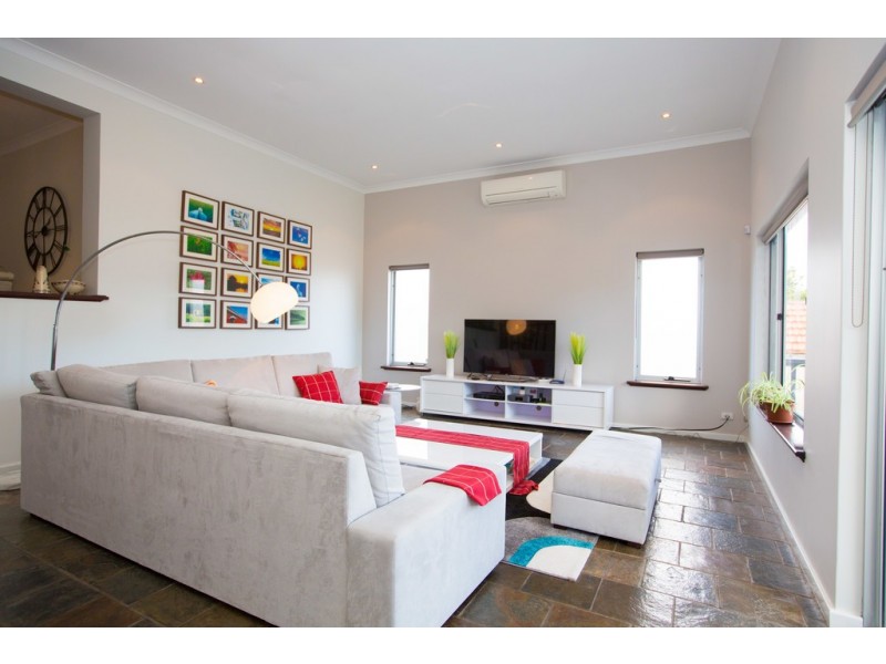 7 Whitfeld Street, Floreat WA 6014