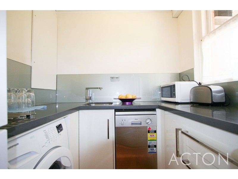 7/14 McNamara Way, Cottesloe WA 6011