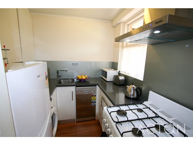 7/14 McNamara Way, Cottesloe WA 6011