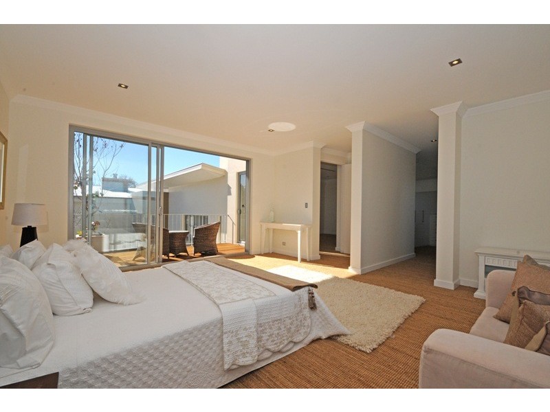 24 Jameson Street, Mosman Park WA 6012