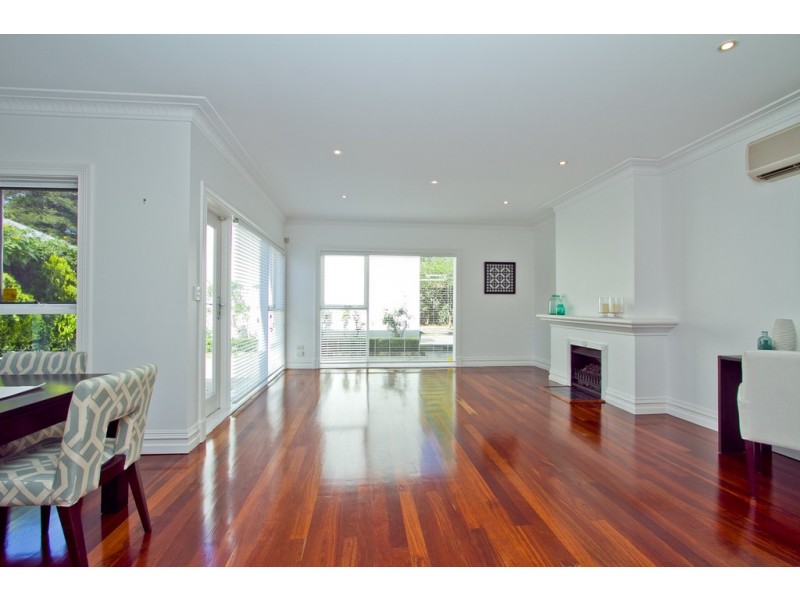 16 Caxton Road, Claremont WA 6010