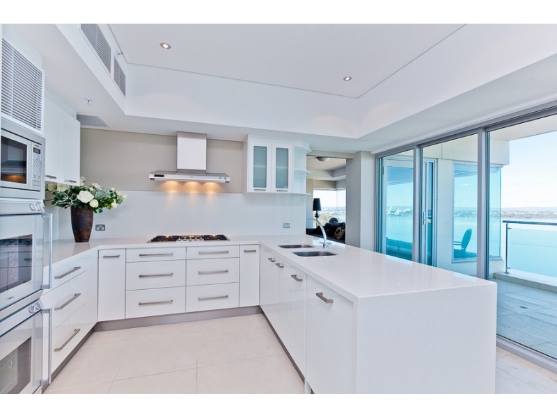 10/6 Wingfield Avenue, Crawley WA 6009