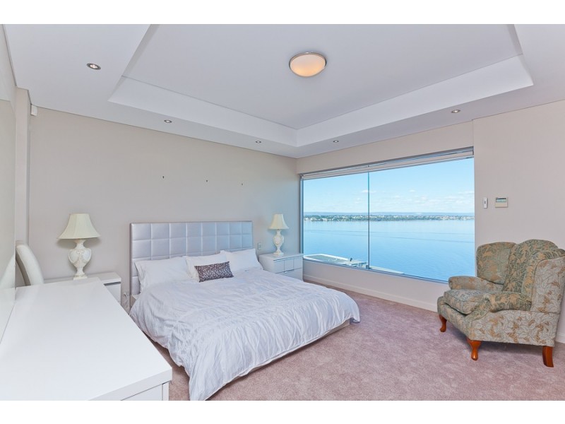 10/6 Wingfield Avenue, Crawley WA 6009