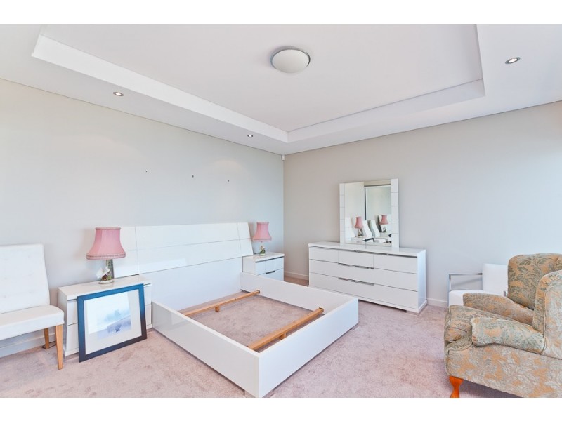 10/6 Wingfield Avenue, Crawley WA 6009