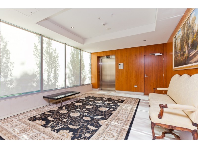 10/6 Wingfield Avenue, Crawley WA 6009