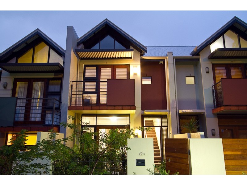 12/2 Quintilian Road, Mount Claremont WA 6010