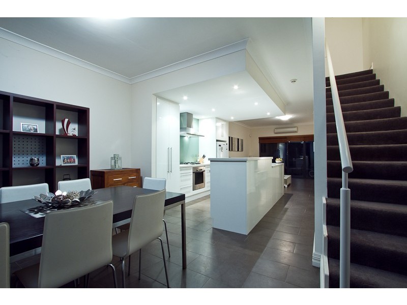 12/2 Quintilian Road, Mount Claremont WA 6010