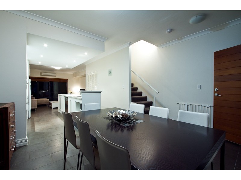 12/2 Quintilian Road, Mount Claremont WA 6010